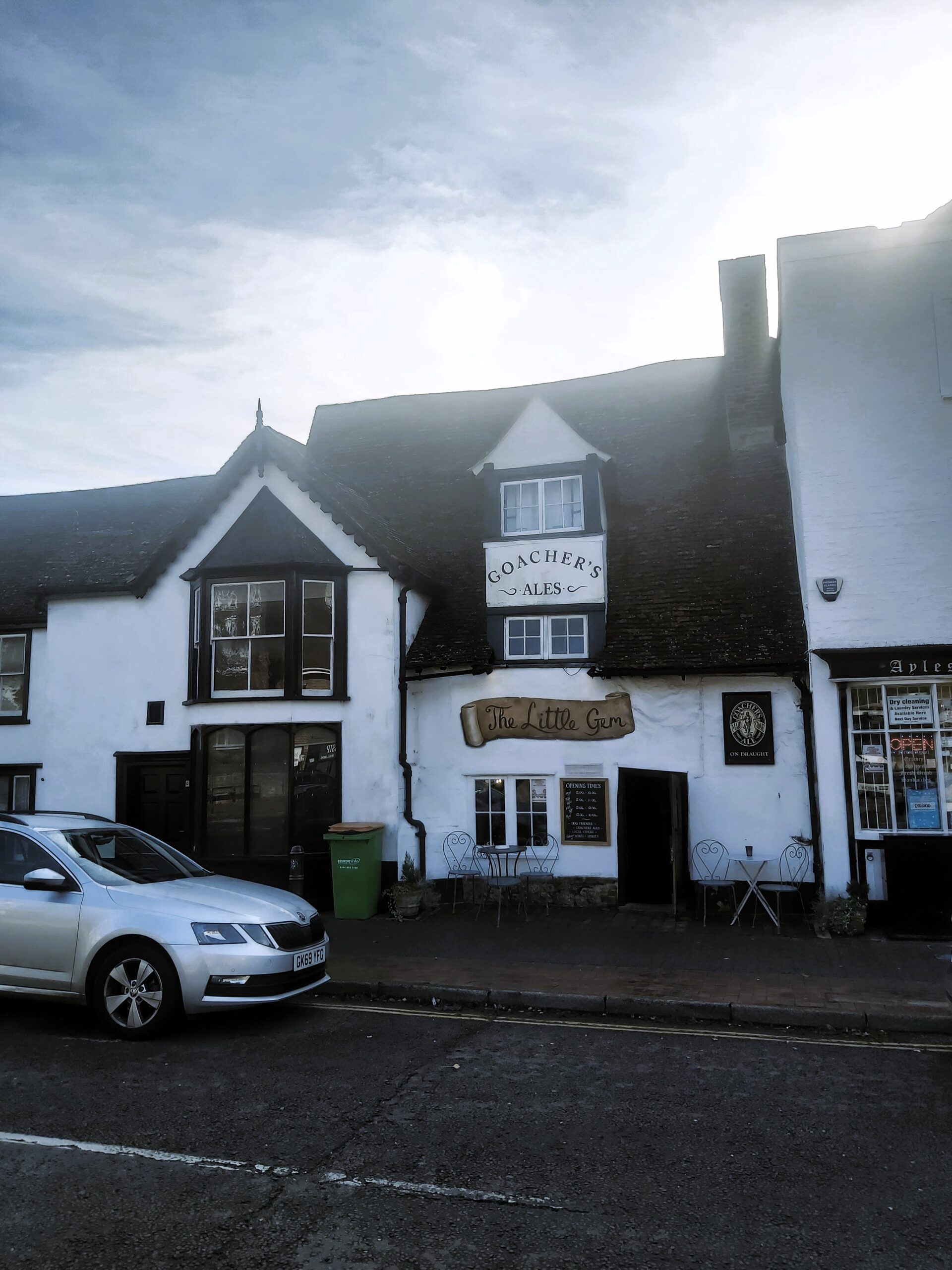 The Little Gem, an ancient pub at Aylesford, Kent, England.