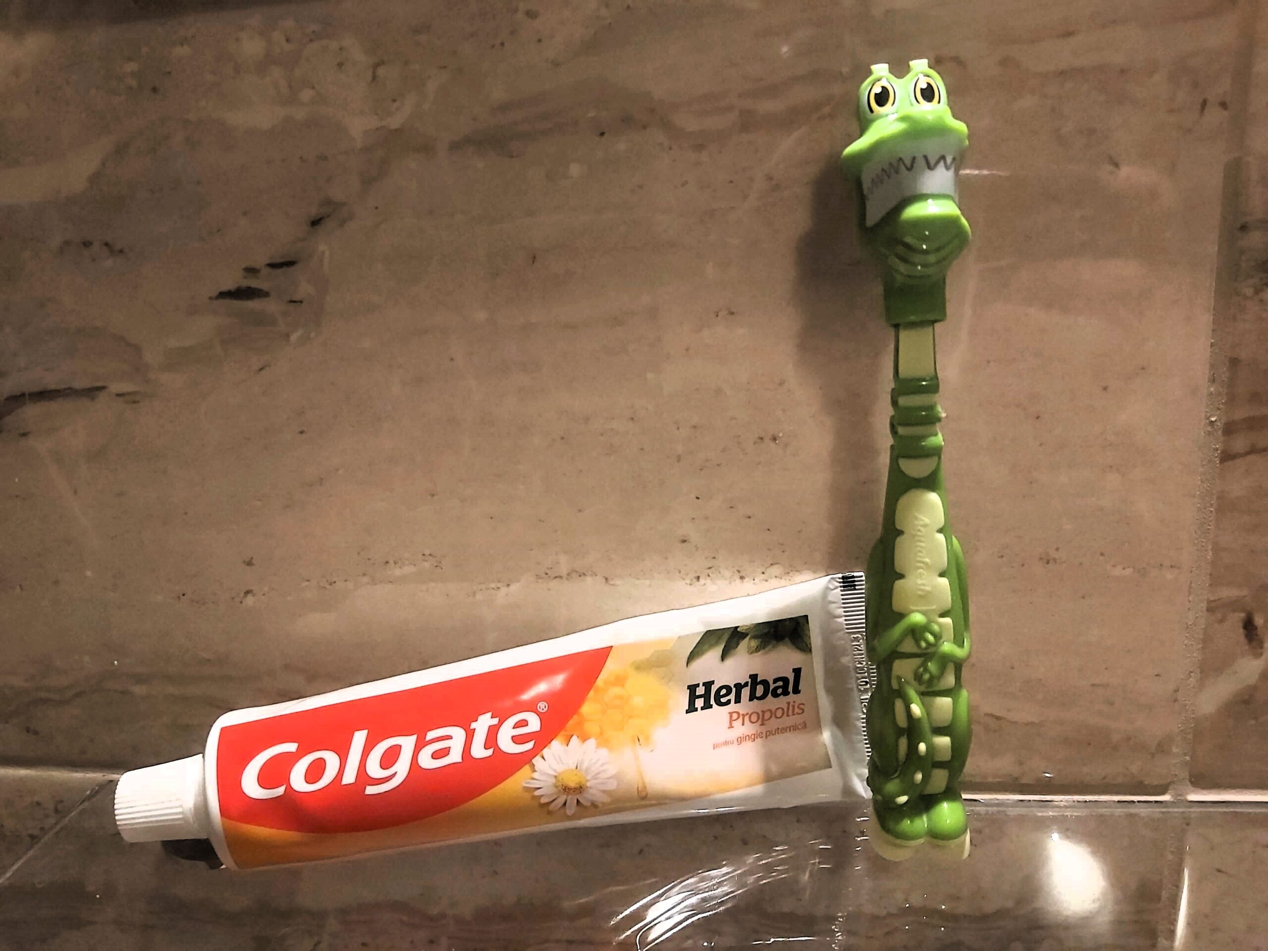 Crocodile toothbrush with toothpaste