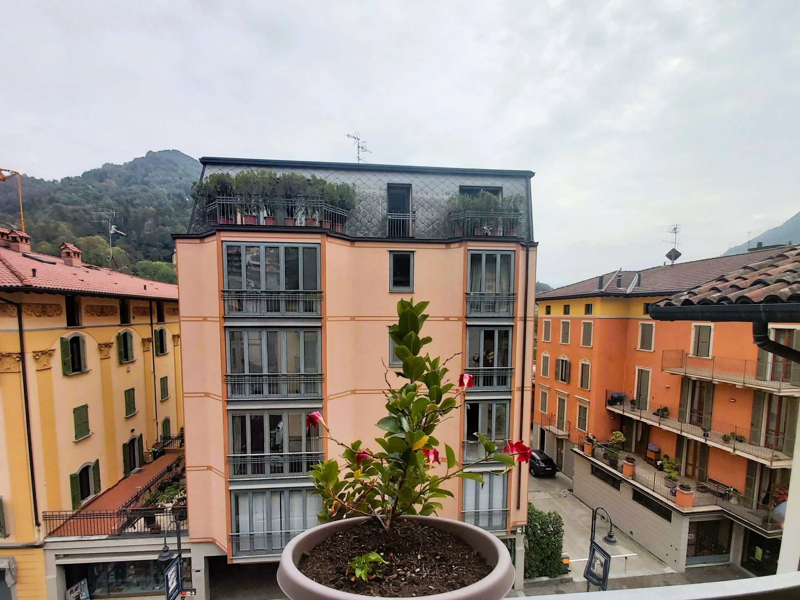 View from hotel in San Pellegrino Terme, Italia