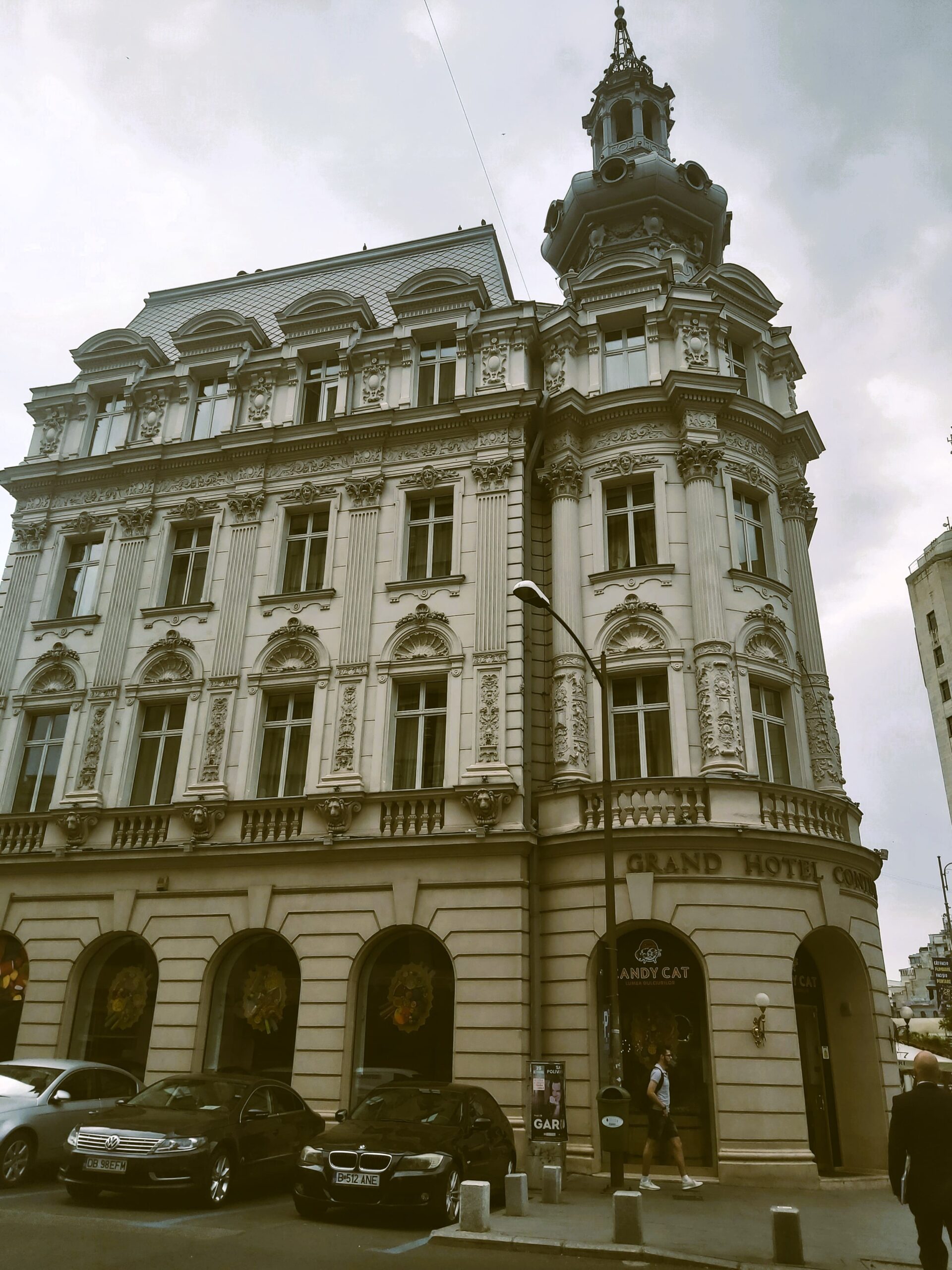 An old building in București, Romania