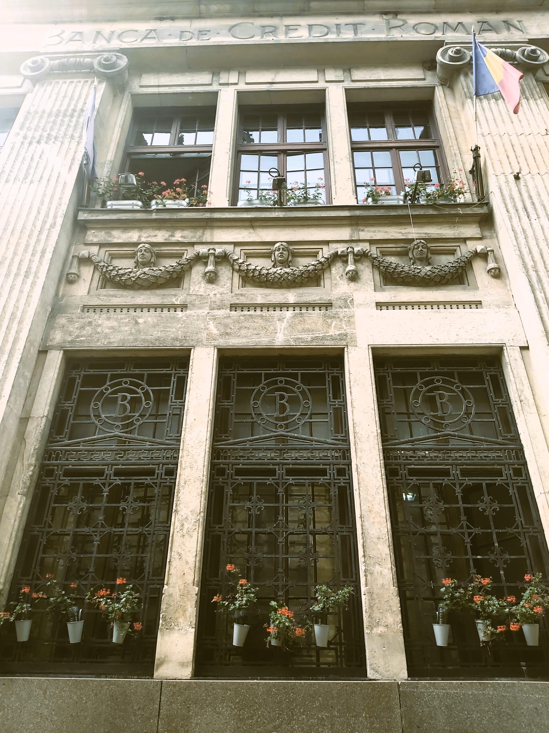 Old windows on the Romanian Bank in București, Romania
