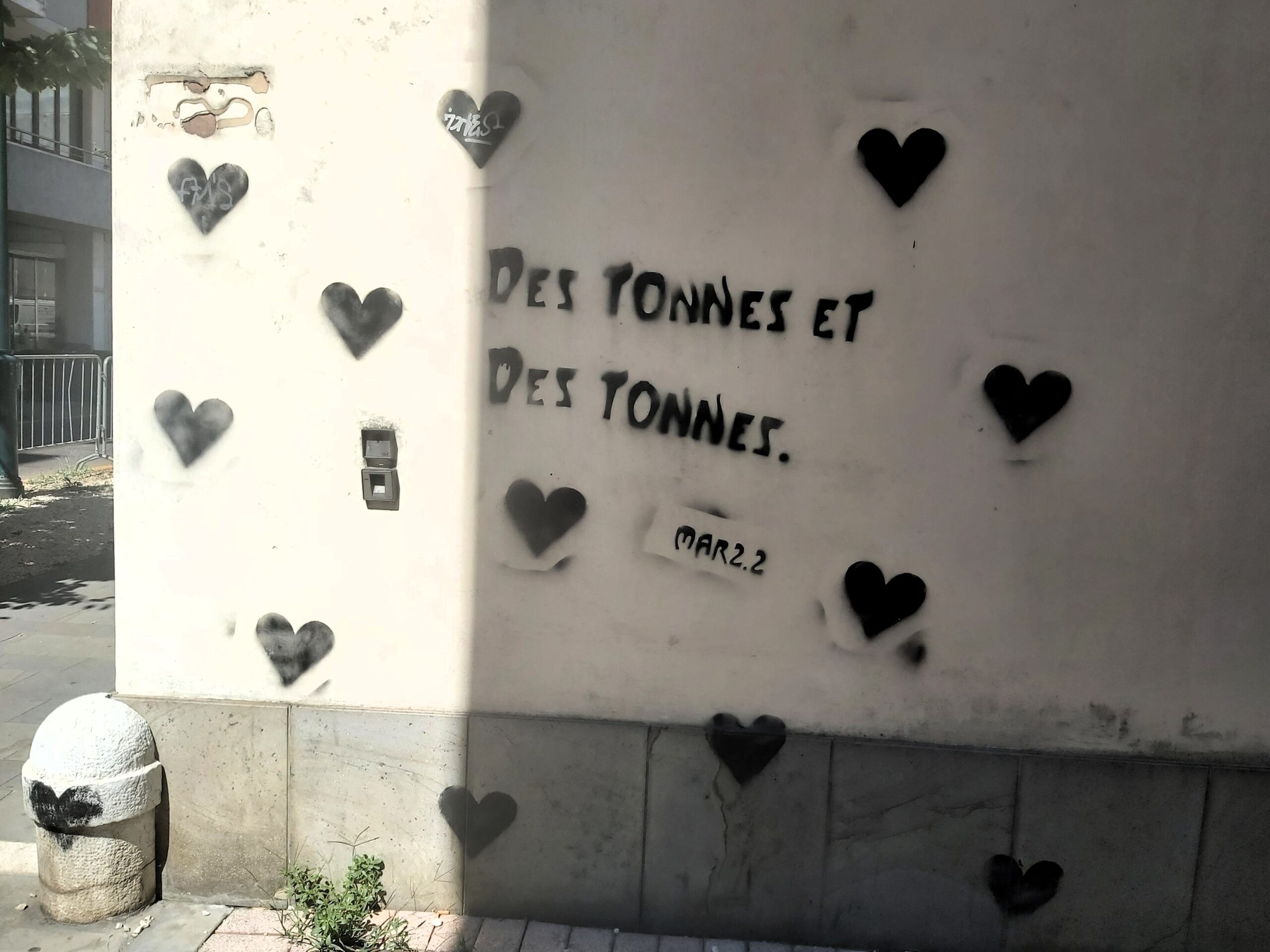 Street art written in French but found in Mestre, Italy